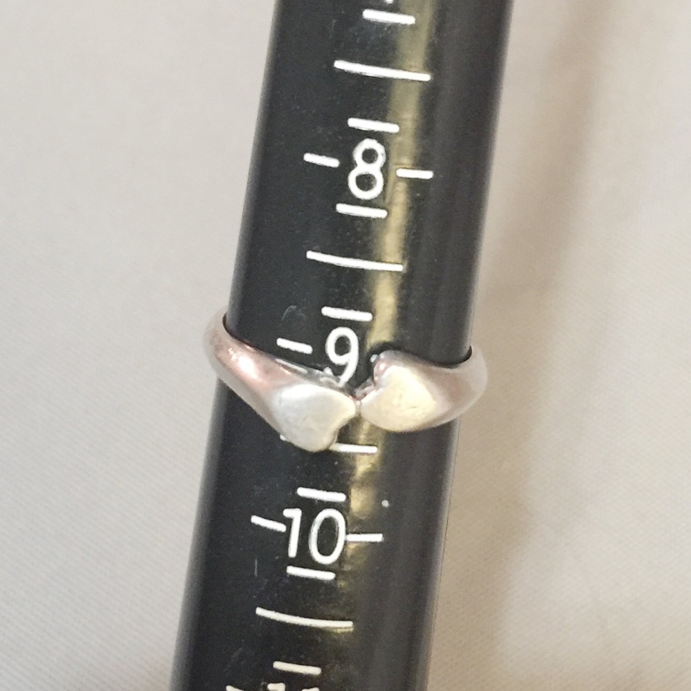 VINTAGE sterling silver double facing heart ring - Picture 5 of 8
